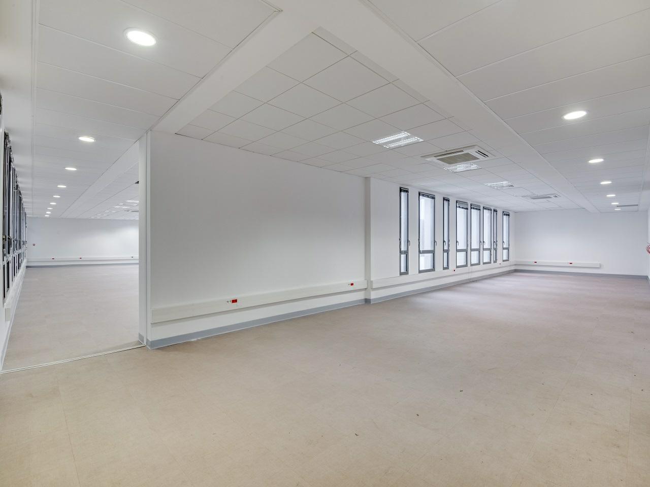 Bureau Marseille 954m² Location bureau Marseille Bouches-du-Rhône OLBUR2313226 5
